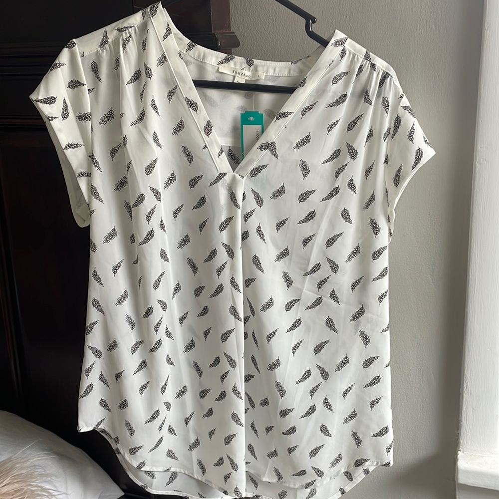 Whitish Cream with pink feather blouse! NWT fun2fun blouse